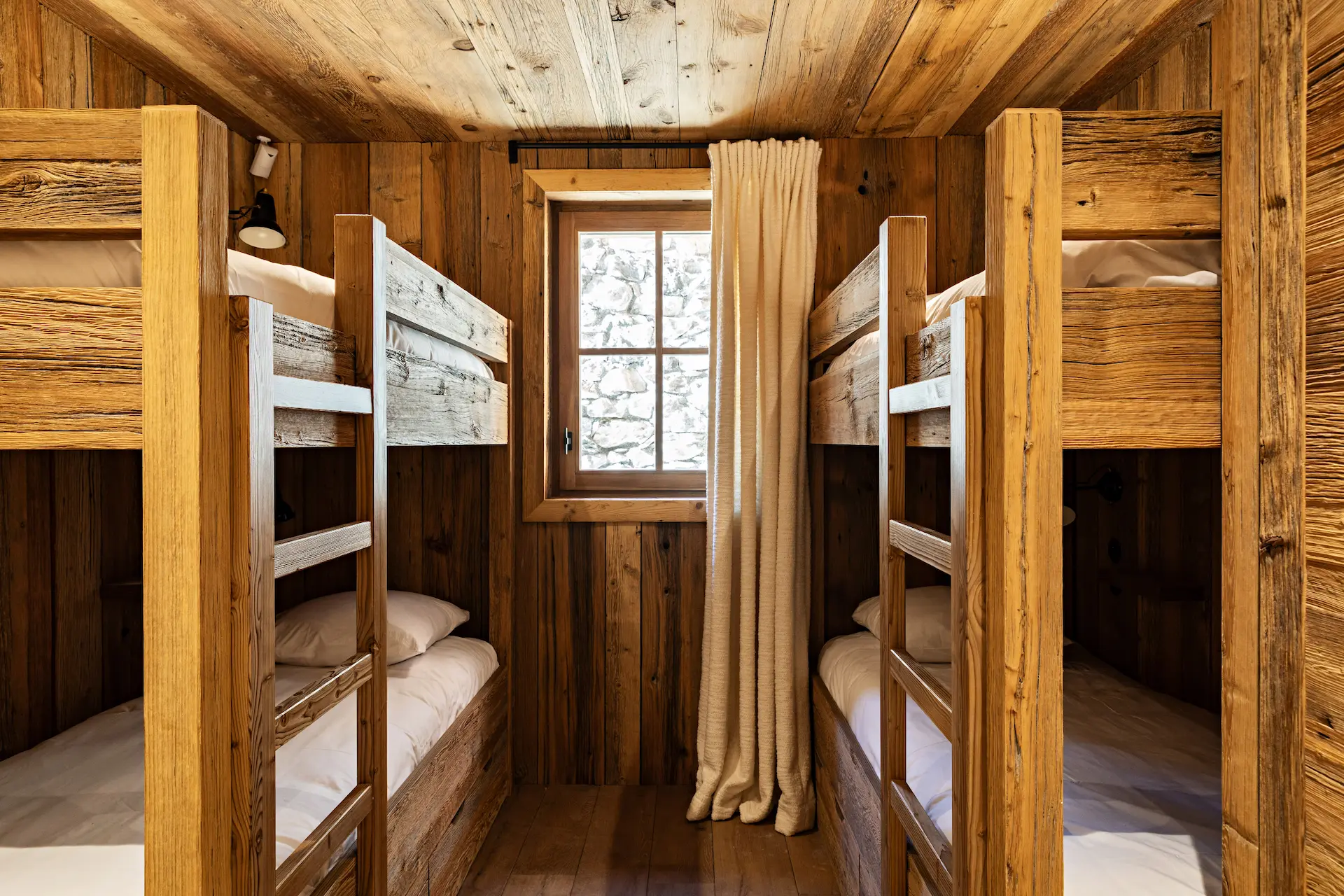 Dortoir du Chalet 1 pour un séjour au ski entre amis ou en famille