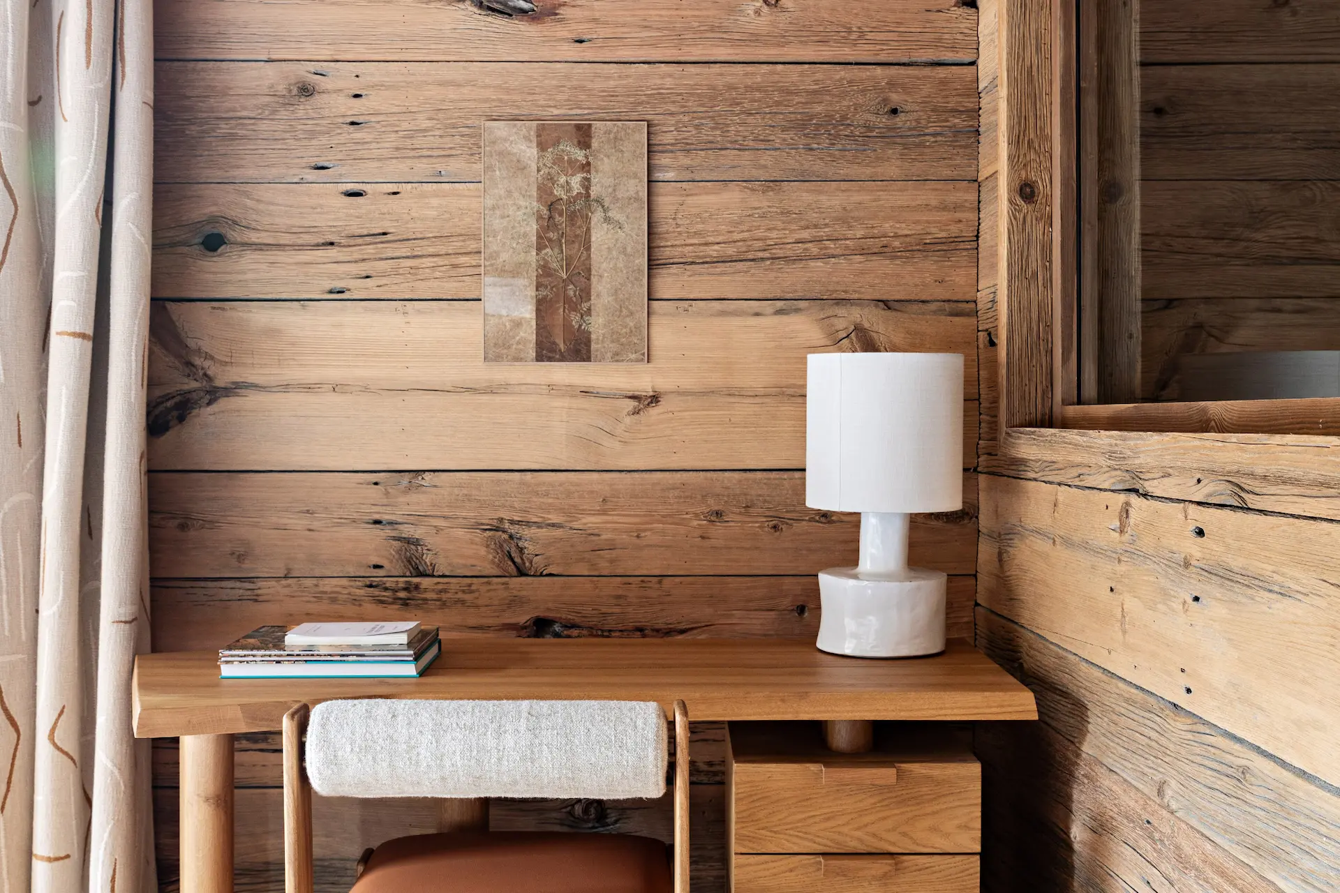 Bureau en bois au Chalet 3 à Saint-Martin-de-Belleville