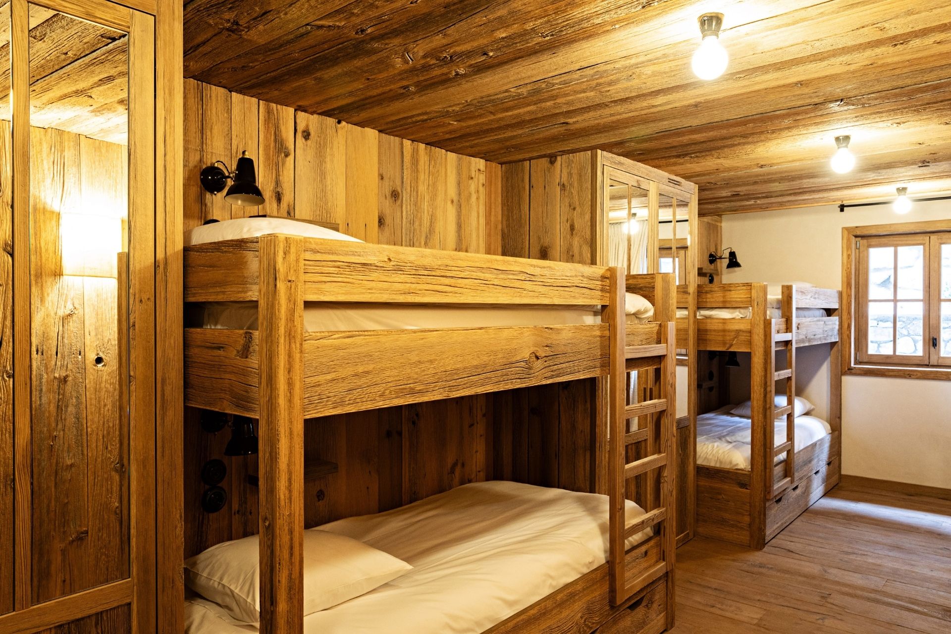 Dortoir du Chalet 2 pour un séjour au ski en famille ou entre amis