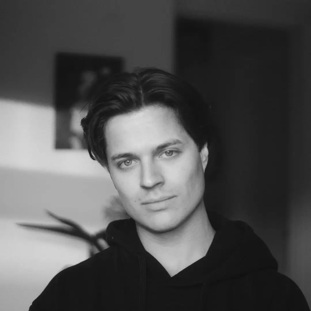 Alexander Jürs – Produktdesigner, UX/UI Design, visuelle Kommunikation