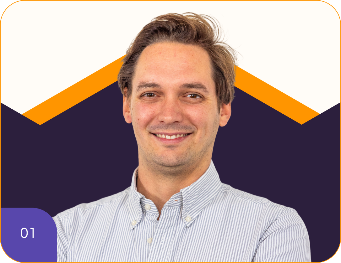 un des co-fondateurs de propsilot souriant face caméra