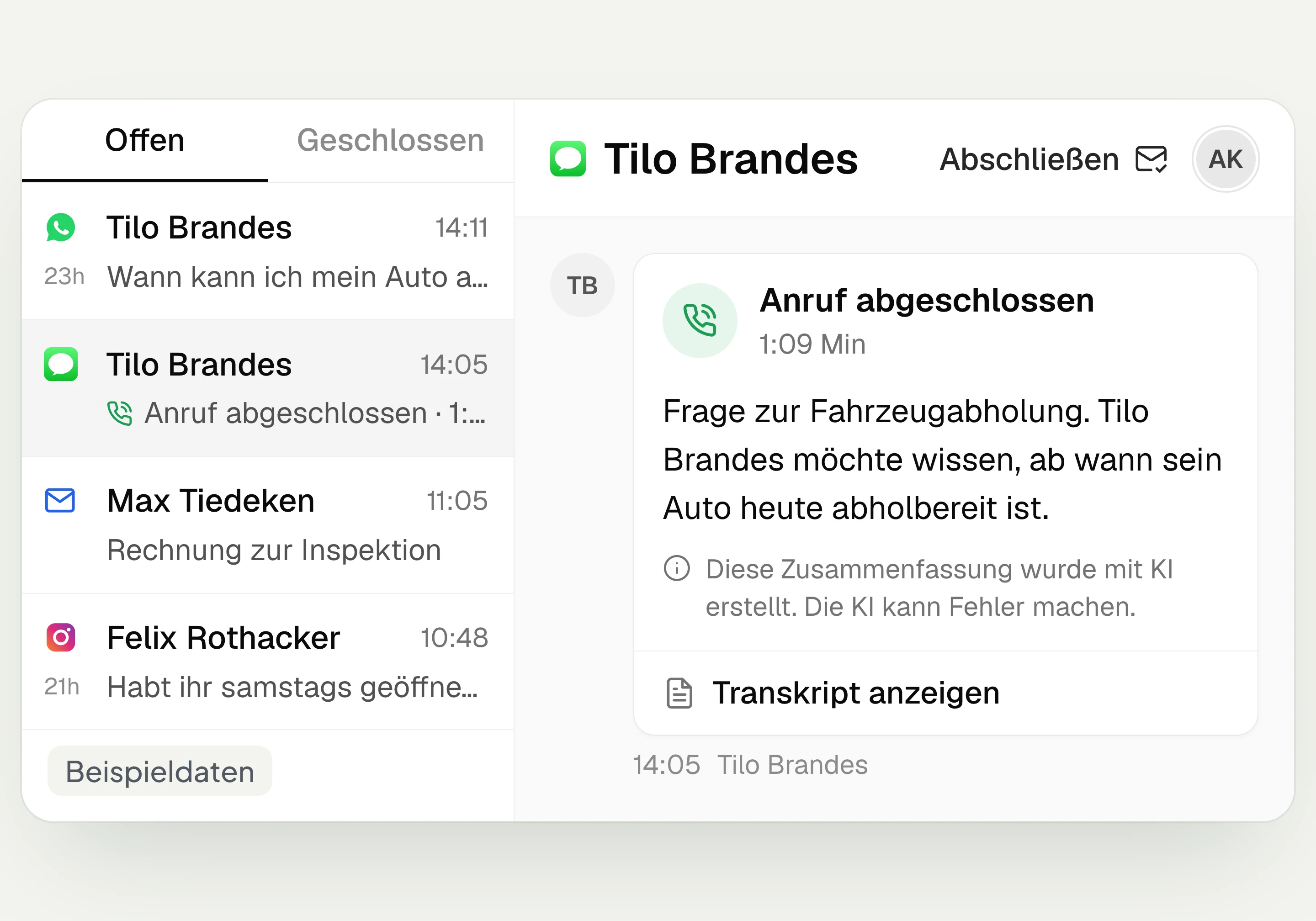 Anruf der KI-Telefonie im Postfach von hellomateo mit Zusammenfassung und Transkript neben WhatsApp, E-Mail und Instagram, mit Beispieldaten