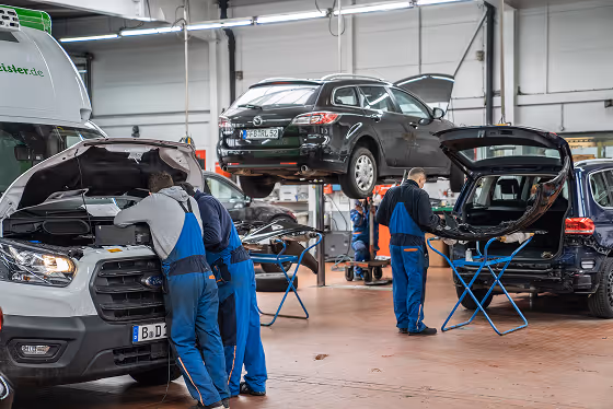 Autohaus Lutz steigert die Google-Bewertungen und optimiert die Werkstattauslastung mit hellomateo
