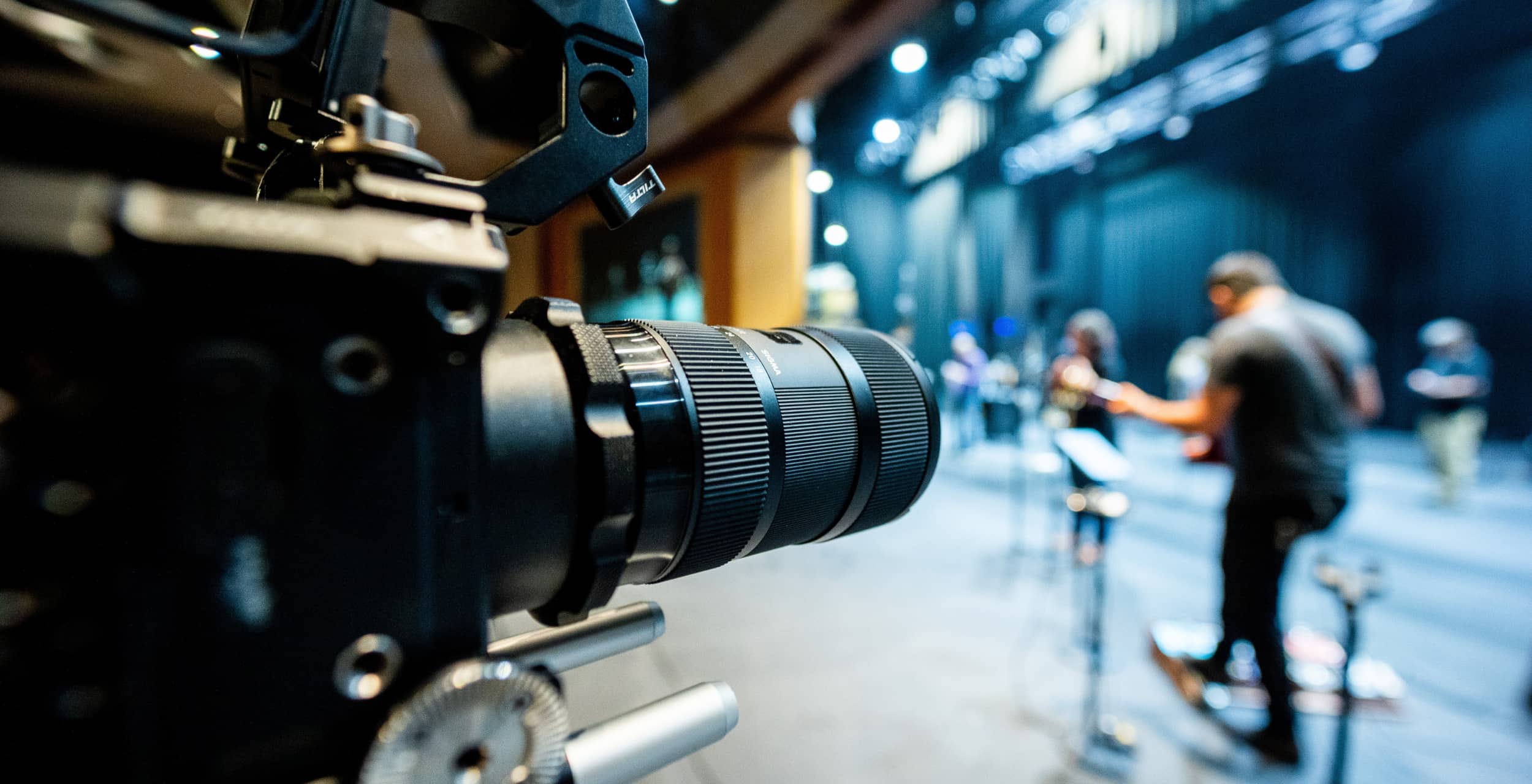 How to build an affordable pro studio for your videos