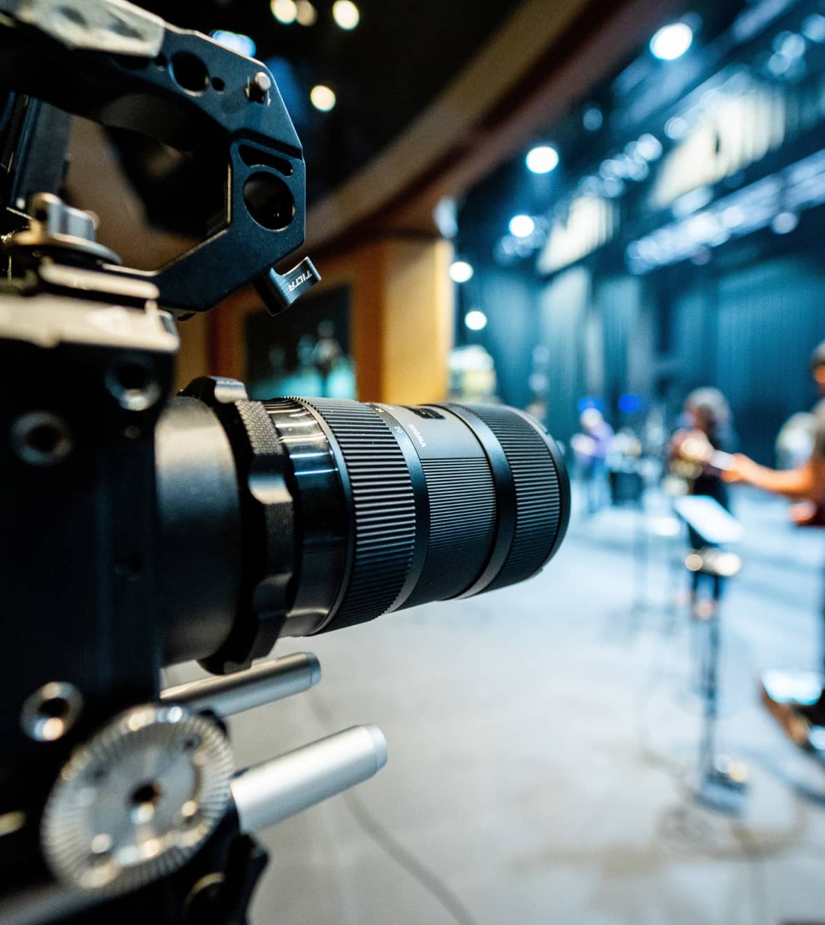 How to build an affordable pro studio for your videos