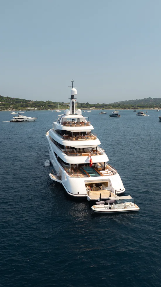 Feadship - Visualizing a true love brand