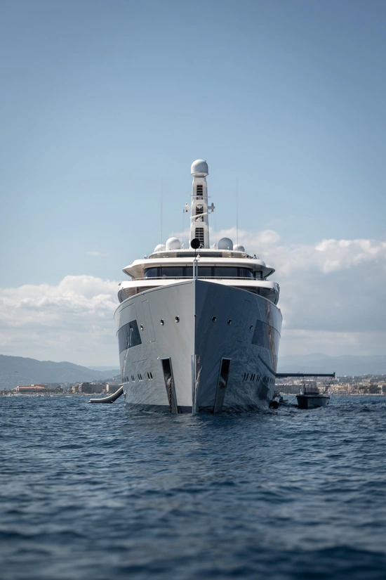 Feadship - Visualizing a true love brand