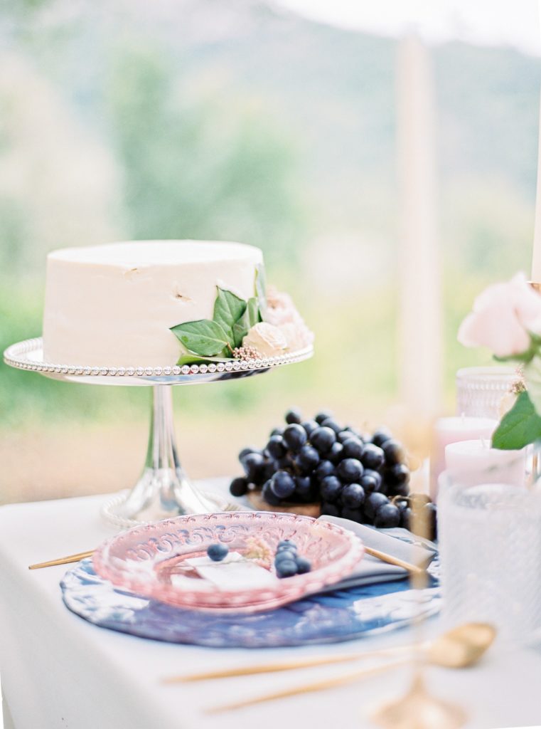 minimalist cake