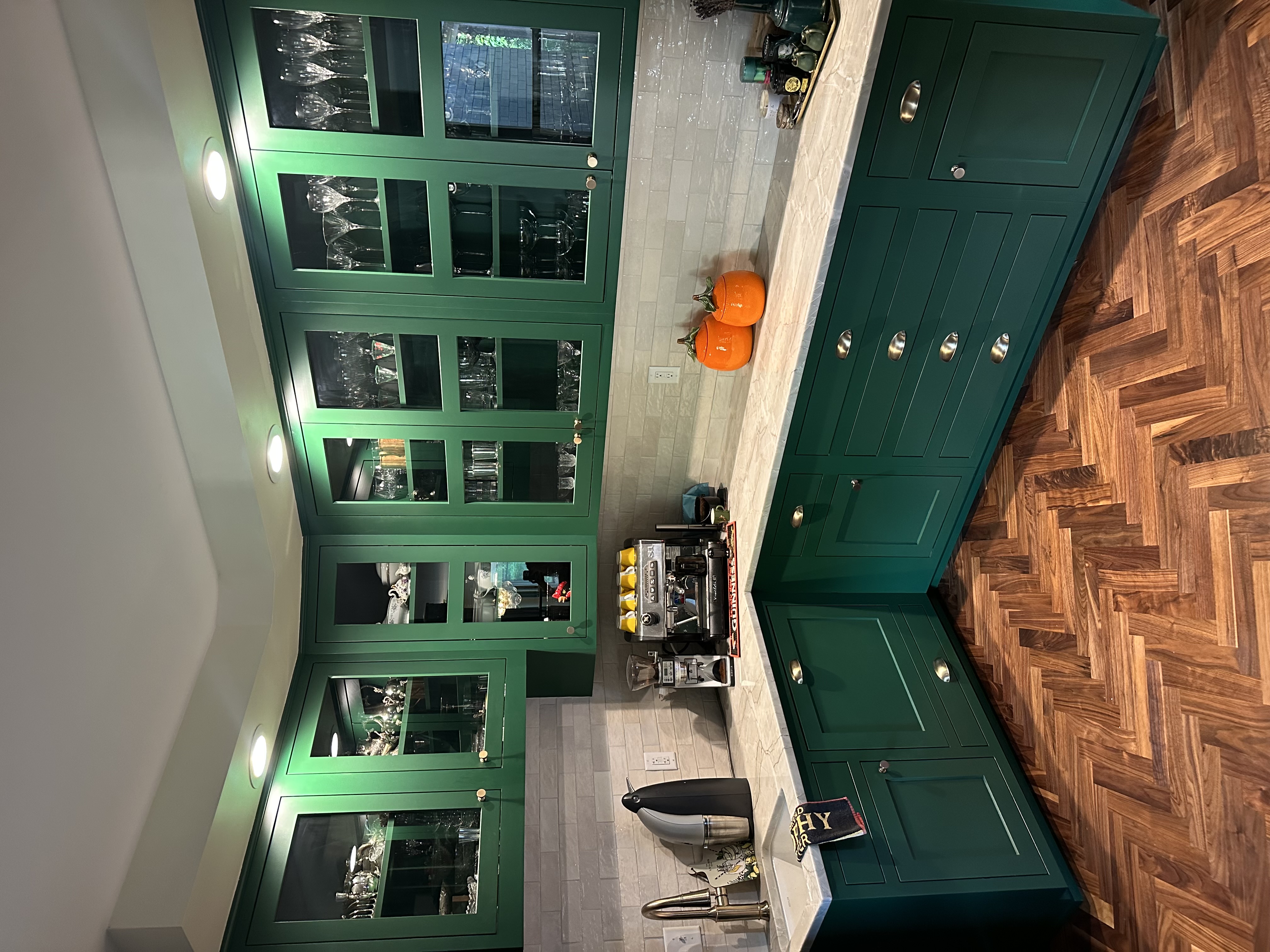 image of charming bed & breakfast exterior