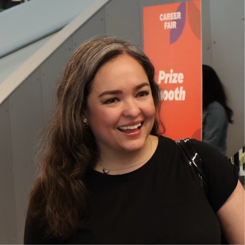 <subject>[headshot] image of customer (for a productivity tools business)</subject>