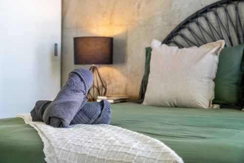 image of parents and staff discussing enrollment