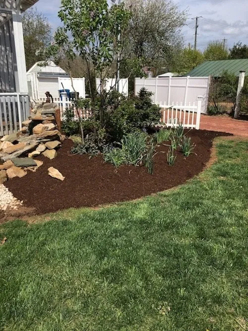 landscaping installation and maintenance