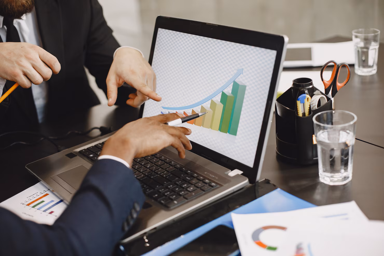 Threads vs Twitter X for Australian Brand Growth | Maven Marketing Co.