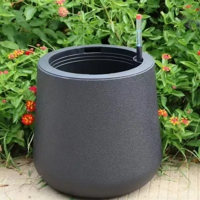 outdoor self watering pot