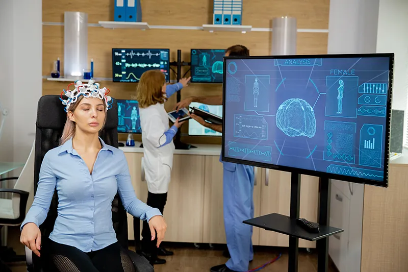Neuromarketing 2030: come la tecnologia Brain-Computer cambierà il comportamento dei consumatori