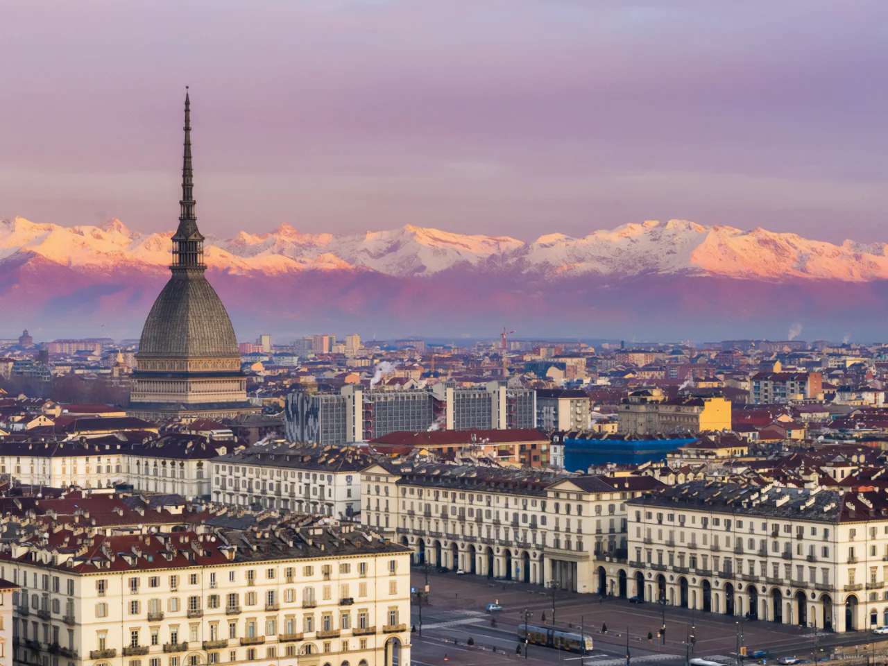 Torino - contesto locale per brand identity e siti web