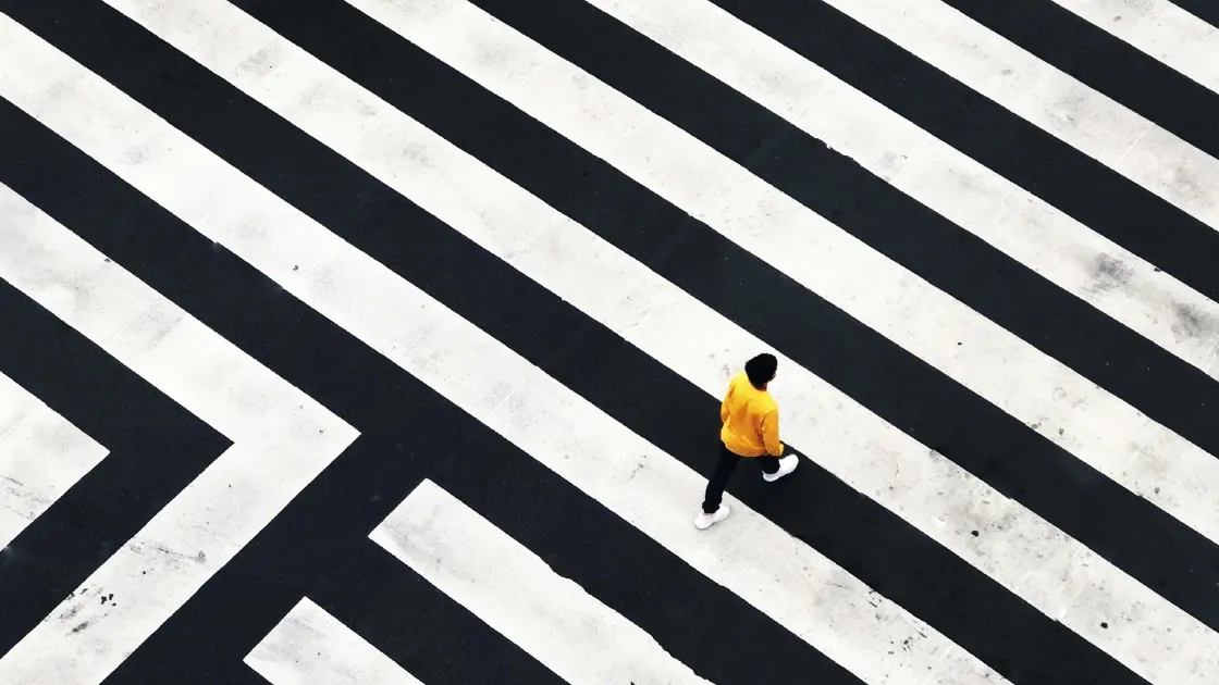 Come costruire una Brand Identity efficace nel 2025: guida completa per un marchio emozionante ed efficace