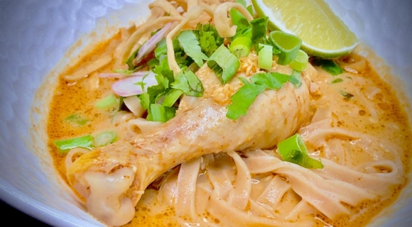 phad kratiam prikthai thai chada