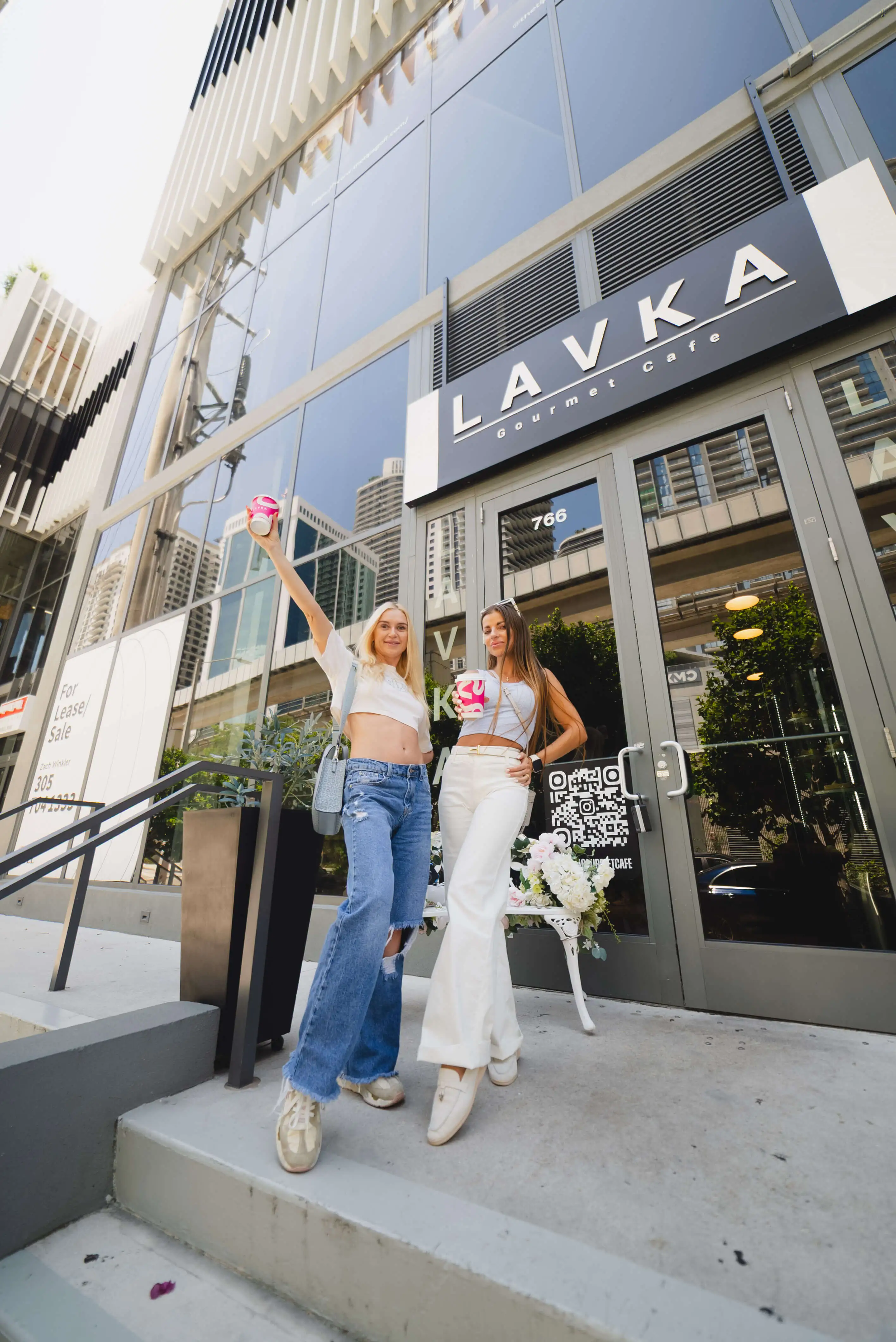 Контакты Lavka Gourmet Cafe