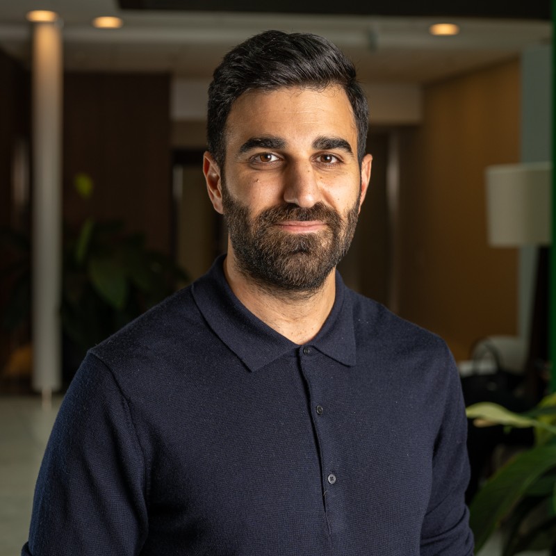 Testimonial Author Img