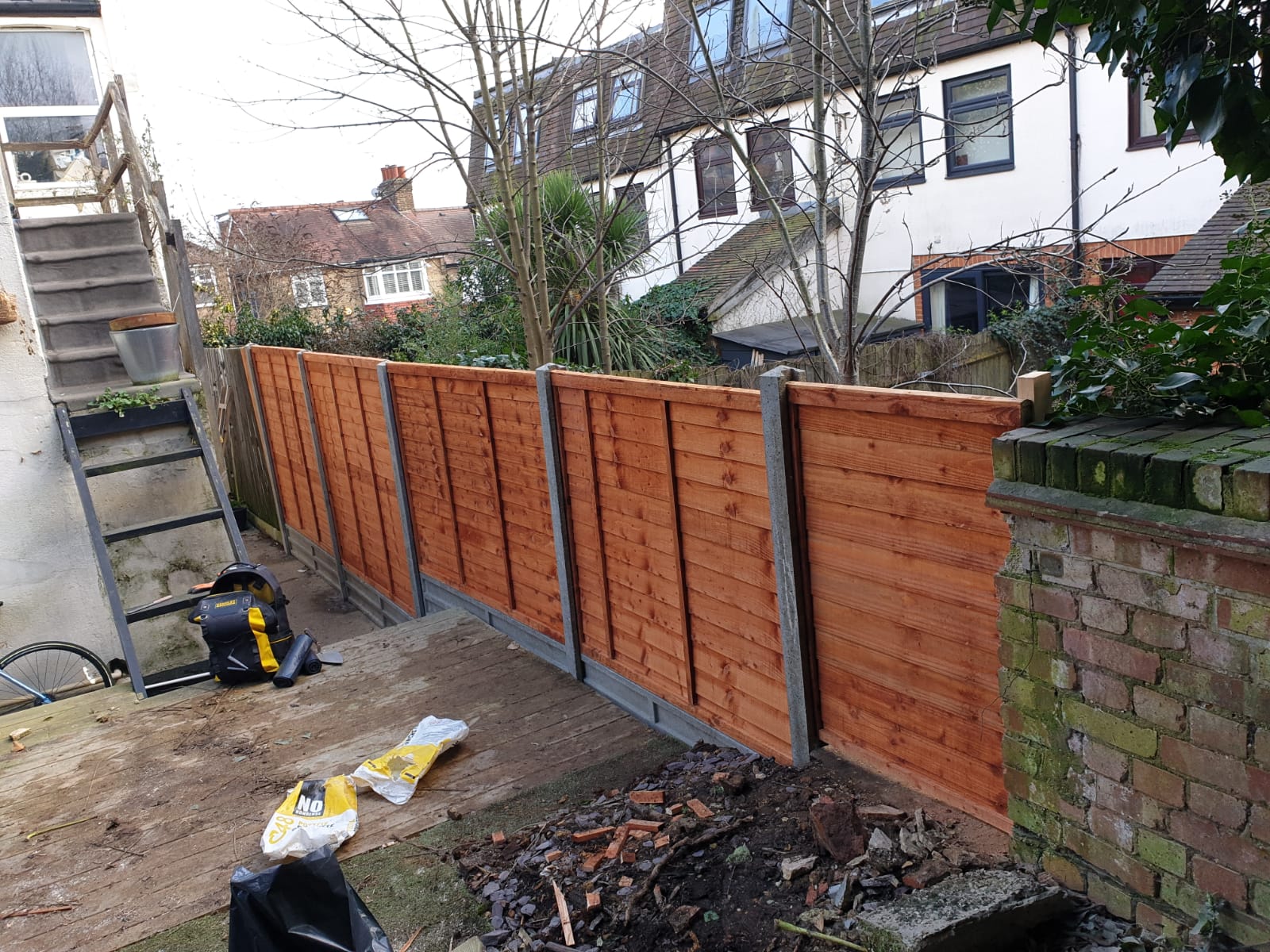 [background image] image of busy office environment (for an hr tech)