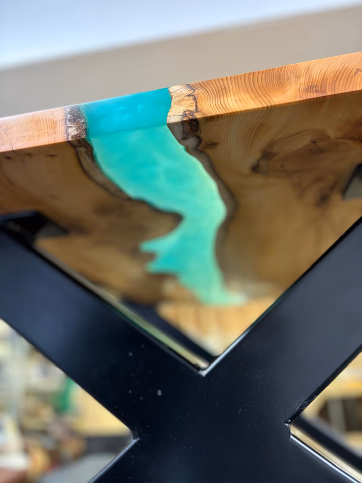 Opaque emerald green resin in a coffee table
