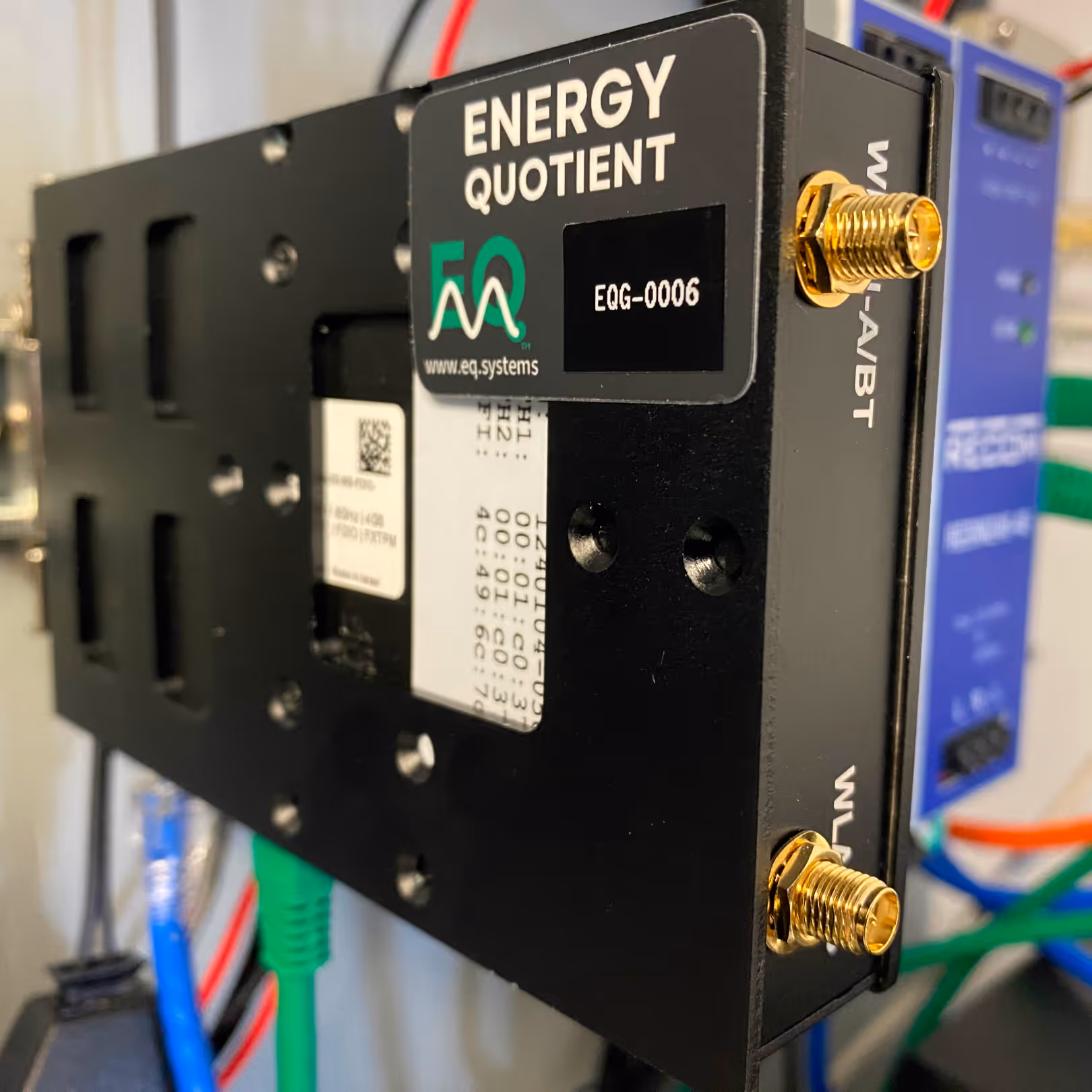 EQ Syntropy preconfigured industrial gateway