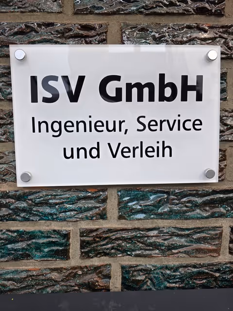 Firmenschild der ISV GmbH
