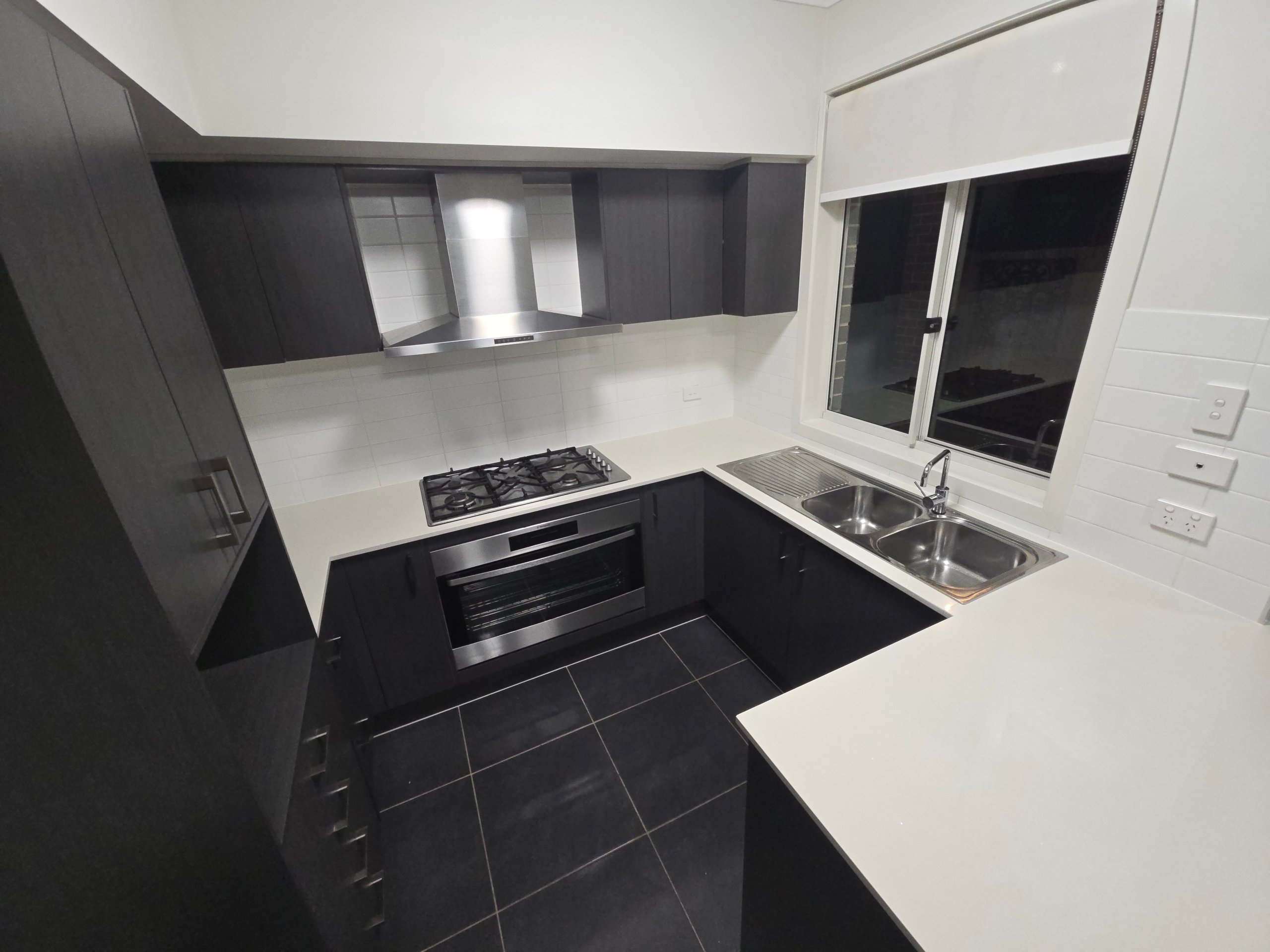 End of lease cleaning Sydney - Spotless Interior Cleaning, bond-ready rental exit clean. Cover Blacktown and Parramatta