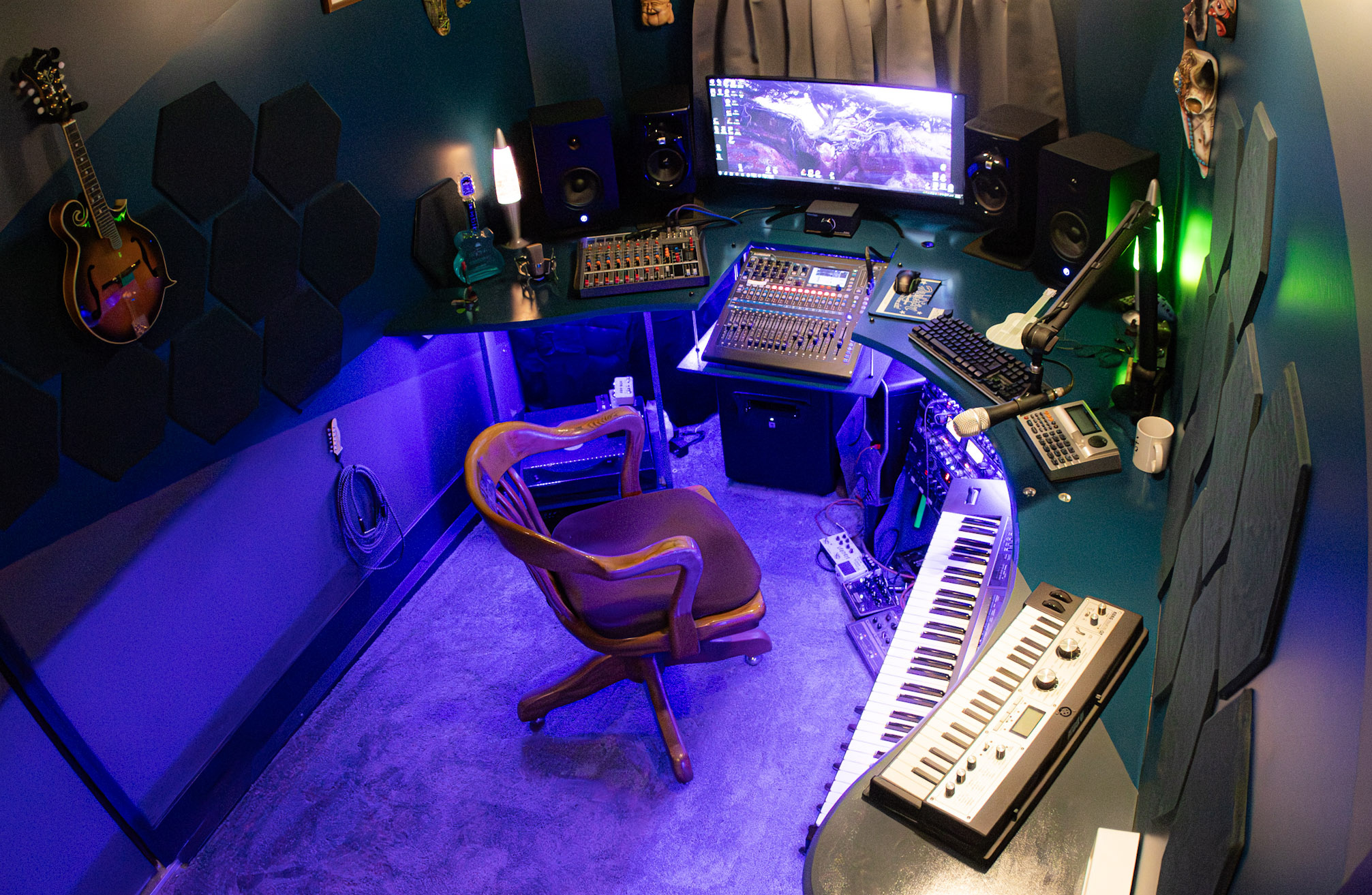 a blurry background image of Asher Road Records