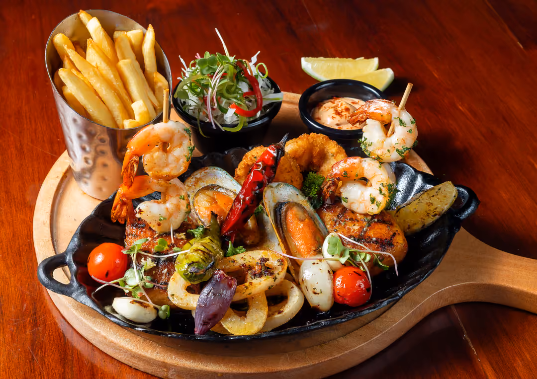 Grilled seafood platter at Cantina Grill & Bar, Port Denarau Marina