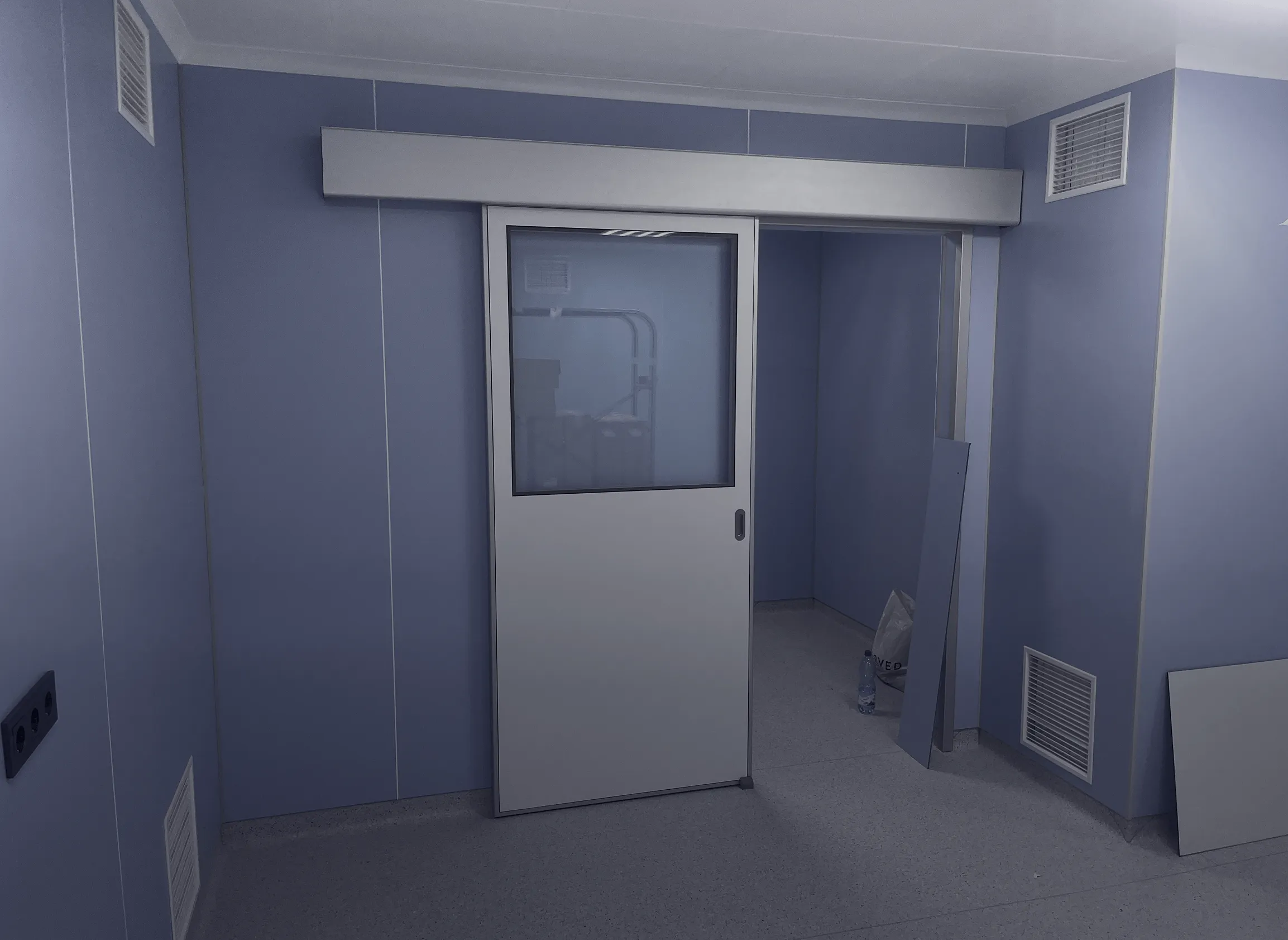 Автоматичні двері | Hospital room