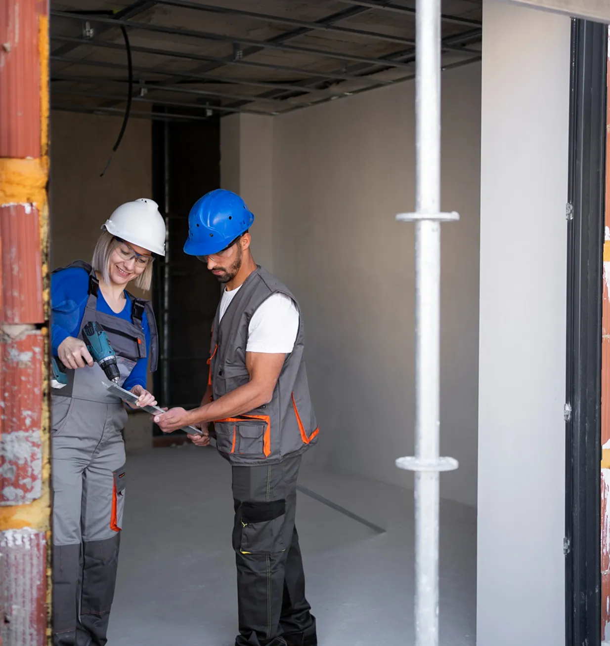 Service Real Tab Thumb 03