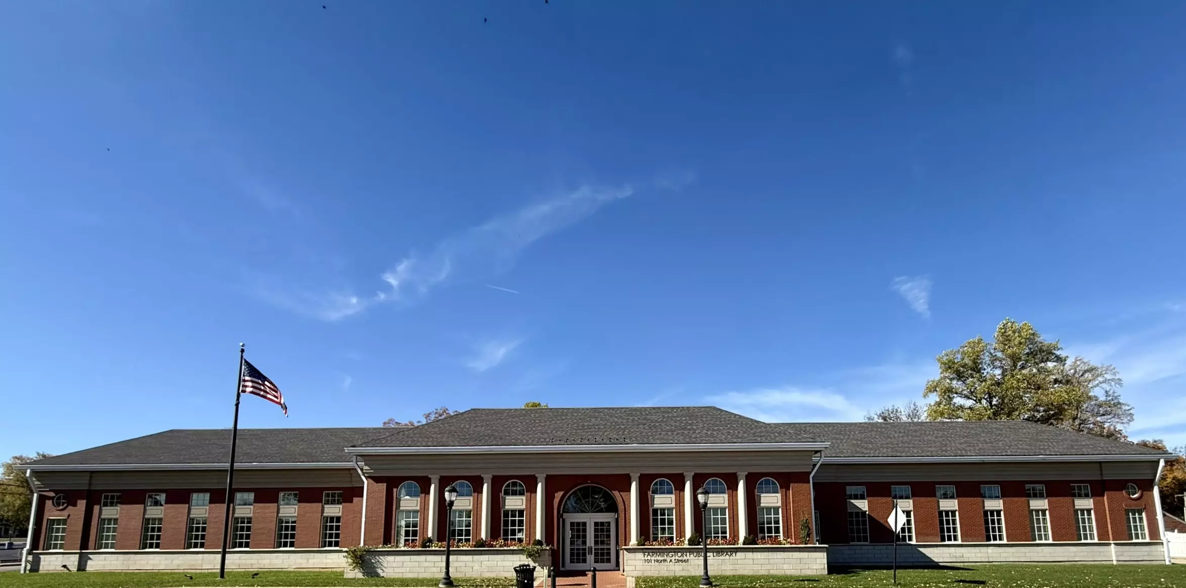 Farmington Public Library 