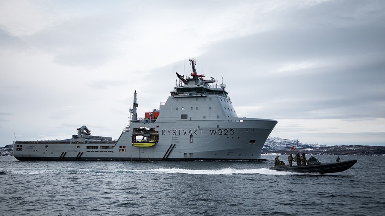 Bilde av ett kystvakt skip