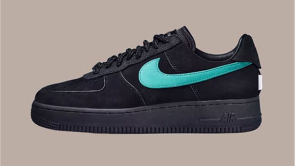 Nike black sneaker with teal swoosh - 600px