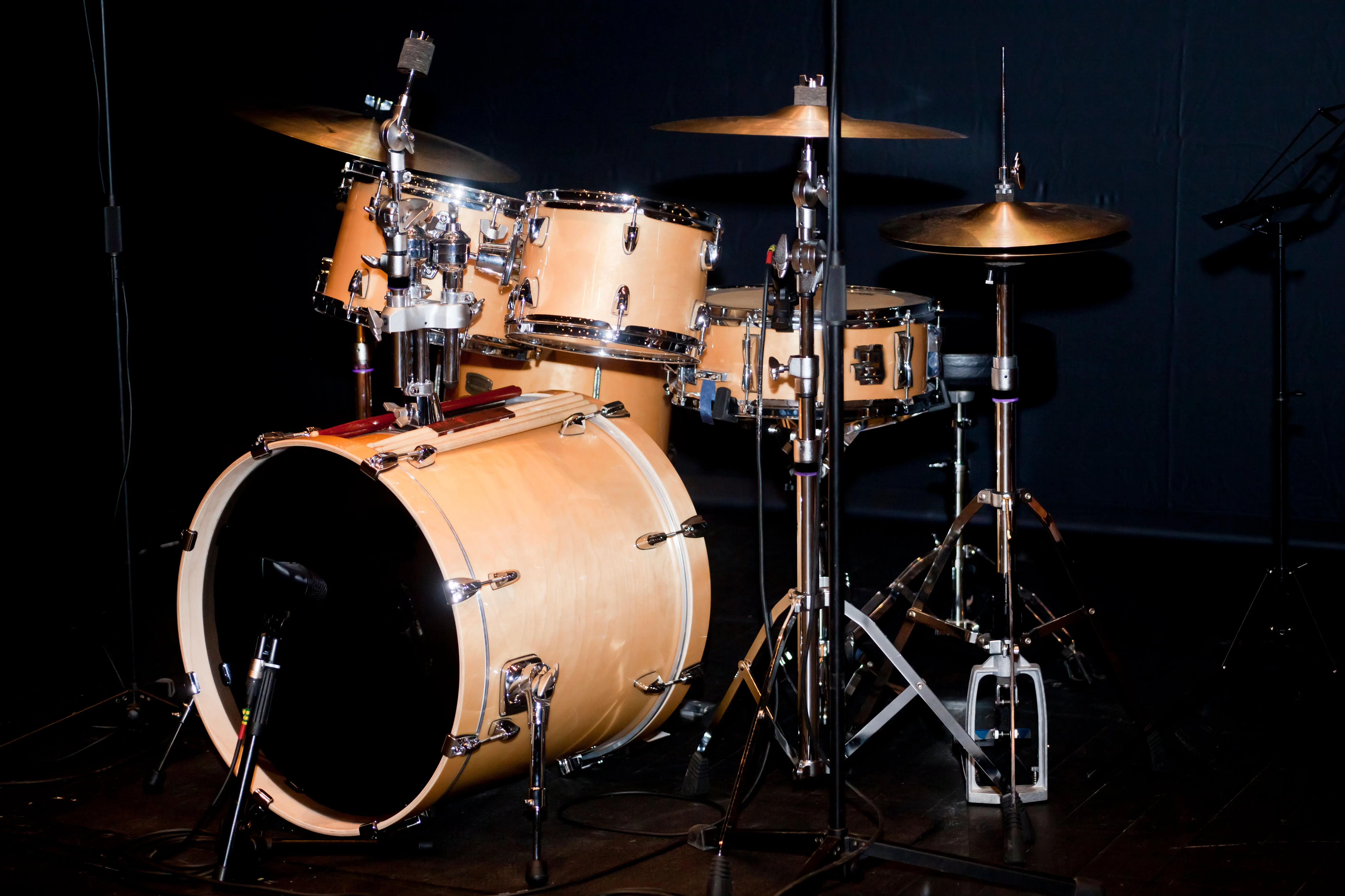 backline4-eventech