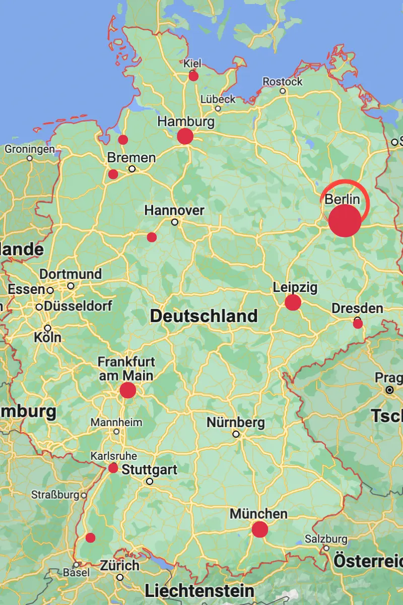 Karte von Deutschland mit Städten, in denen Movement Camps und Communities aktiv sind, darunter Berlin, Hamburg und München.