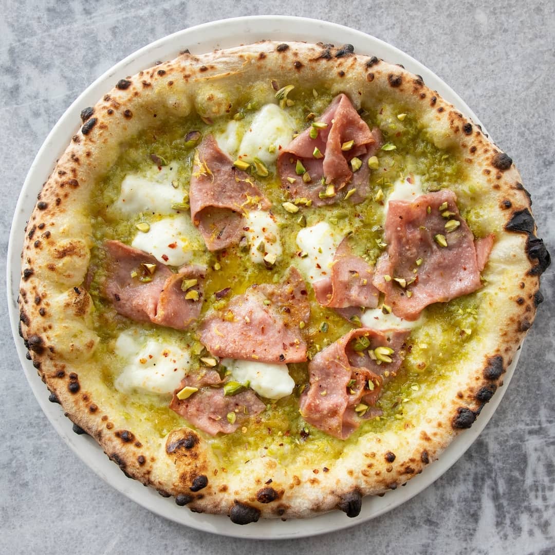 neapolitan style pizza