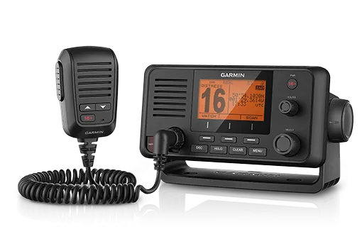 Garmin VHF 215i marifoon bij BO Watersport