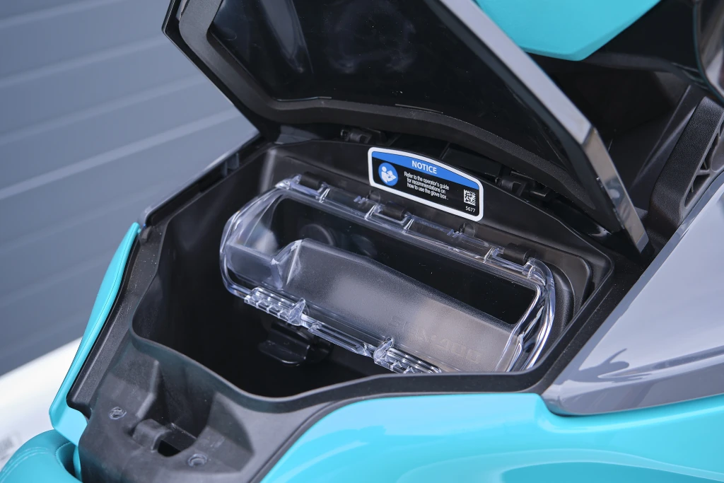Sea-Doo GTI 130 telefoonvak