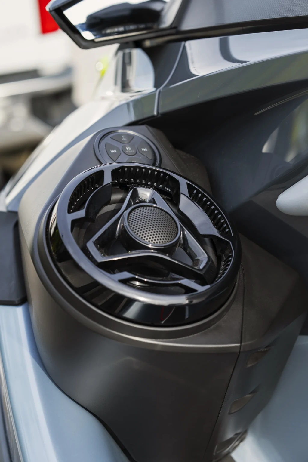 Sea-Doo RXT-X RS 325 waterscooter audiosysteem