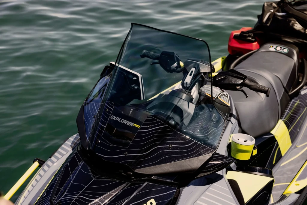 Sea-Doo Explorer Pro 170 en 230 waterscooter touring windscherm