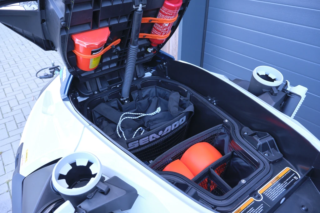 Sea-Doo Fish Pro Sport 170 waterscooter, perfect om te vissen op het water, nu bij BOWT Watersport