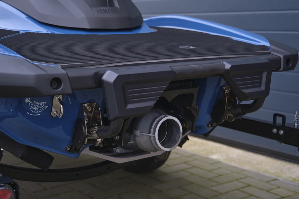 Yamaha VX Limited HO waterscooter