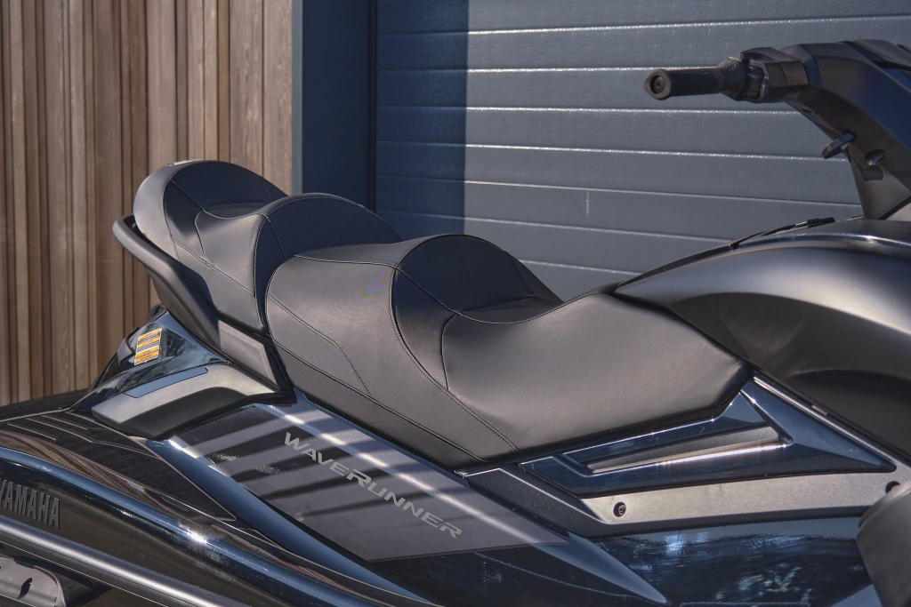Yamaha WaveRunner FX Cruiser HO waterscooter bij de dealer van Nederland: BOWT Watersport