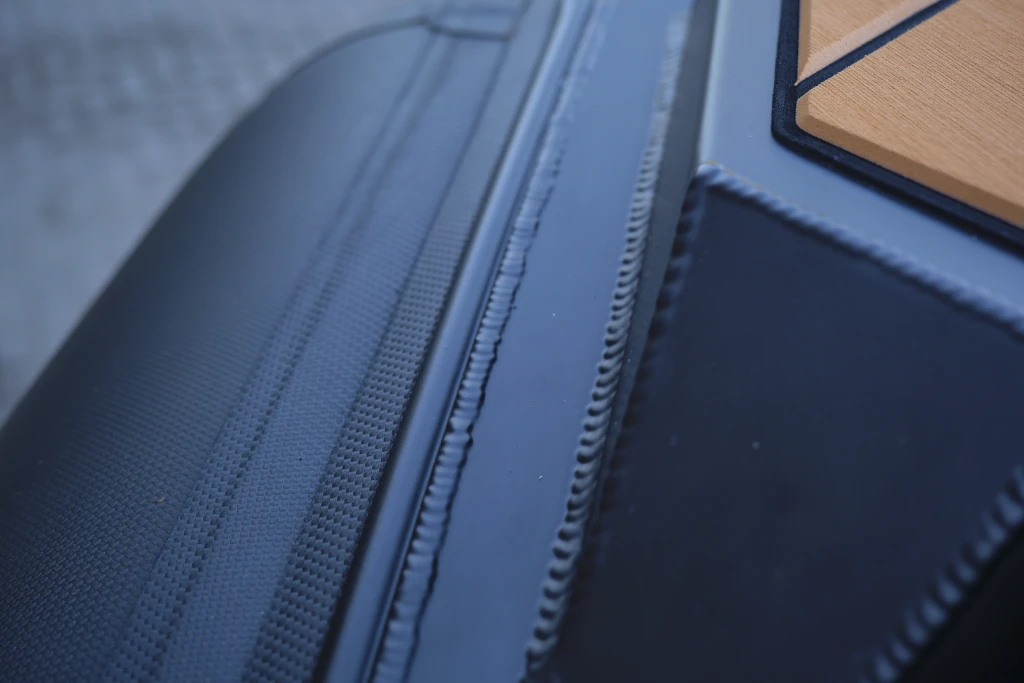 AQUASPIRIT S700 aluminium RIB/rubberboot te koop bij BOWT, luxe accessoires en opties