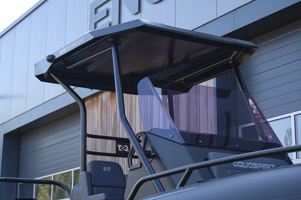 AQUASPIRIT S700 aluminium RIB/rubberboot te koop bij BOWT, luxe accessoires en opties
