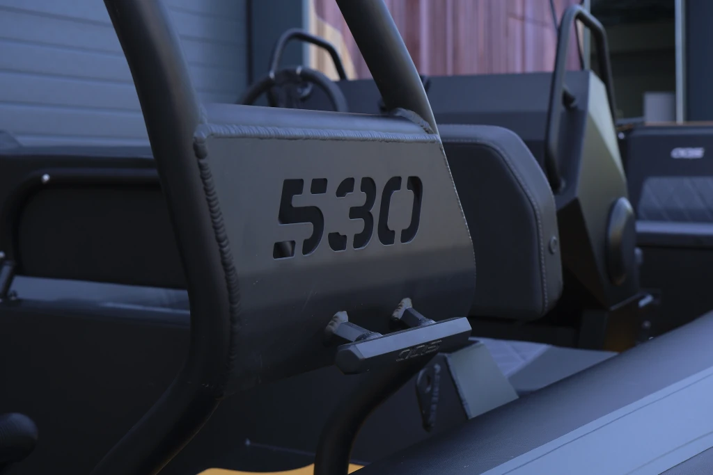 AQUASPIRIT S530 robuust en luxe aluminium RIB/rubberboot met 100 pk, te koop bij de RIB-specialist: BOWT Watersport