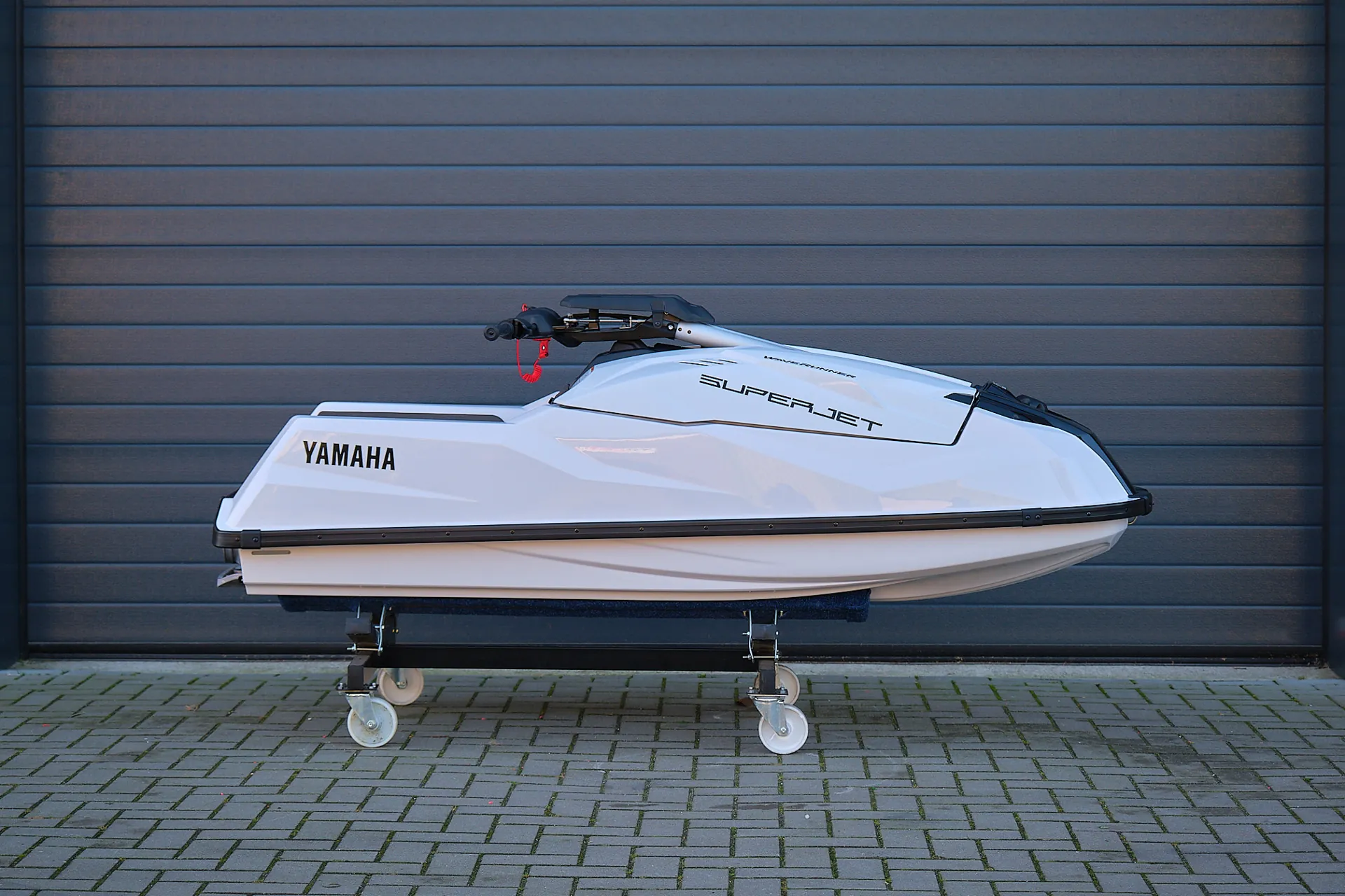 Yamaha SuperJet bij BOWT Watersport, officieel Yamaha Waverunner dealer